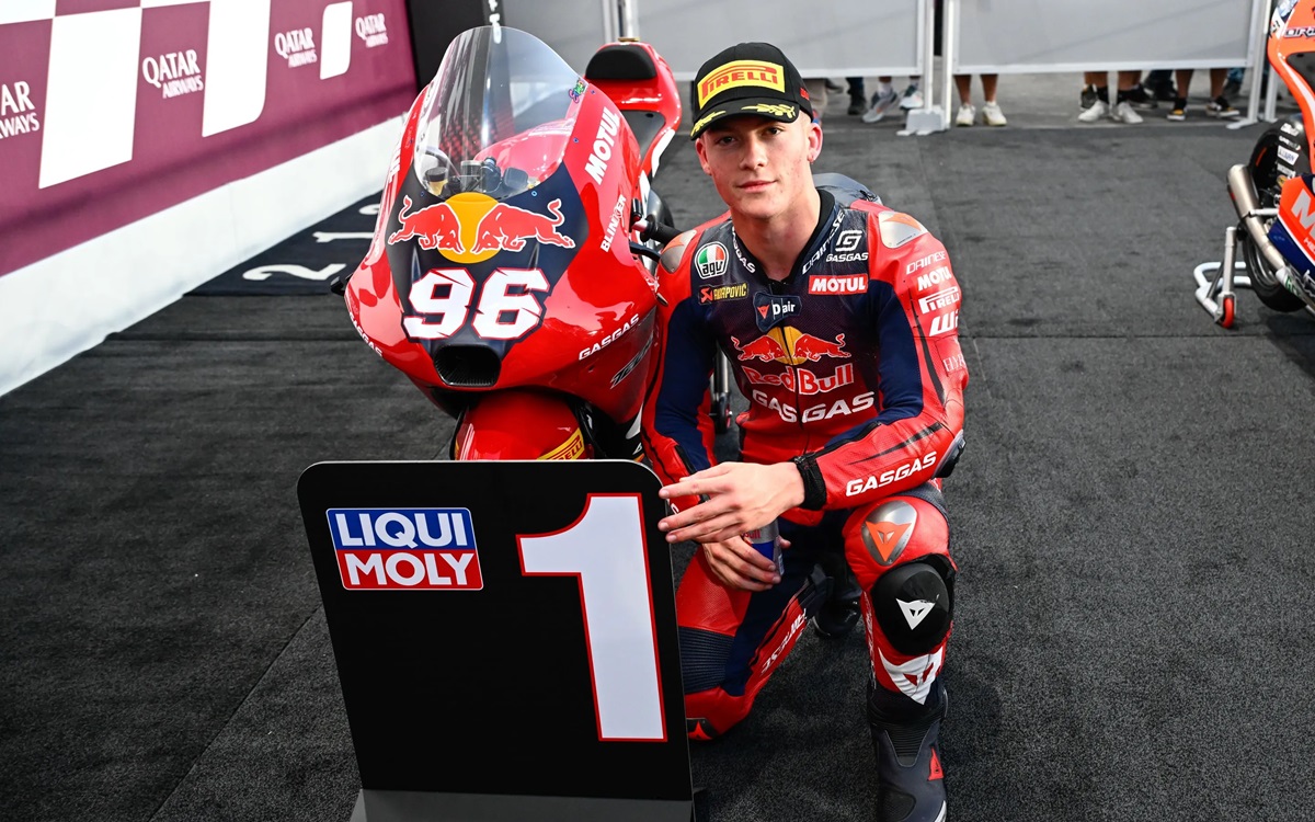 Daniel Holgado Jadi Bintang Bersinar di Kualifikasi Moto3™ Qatar