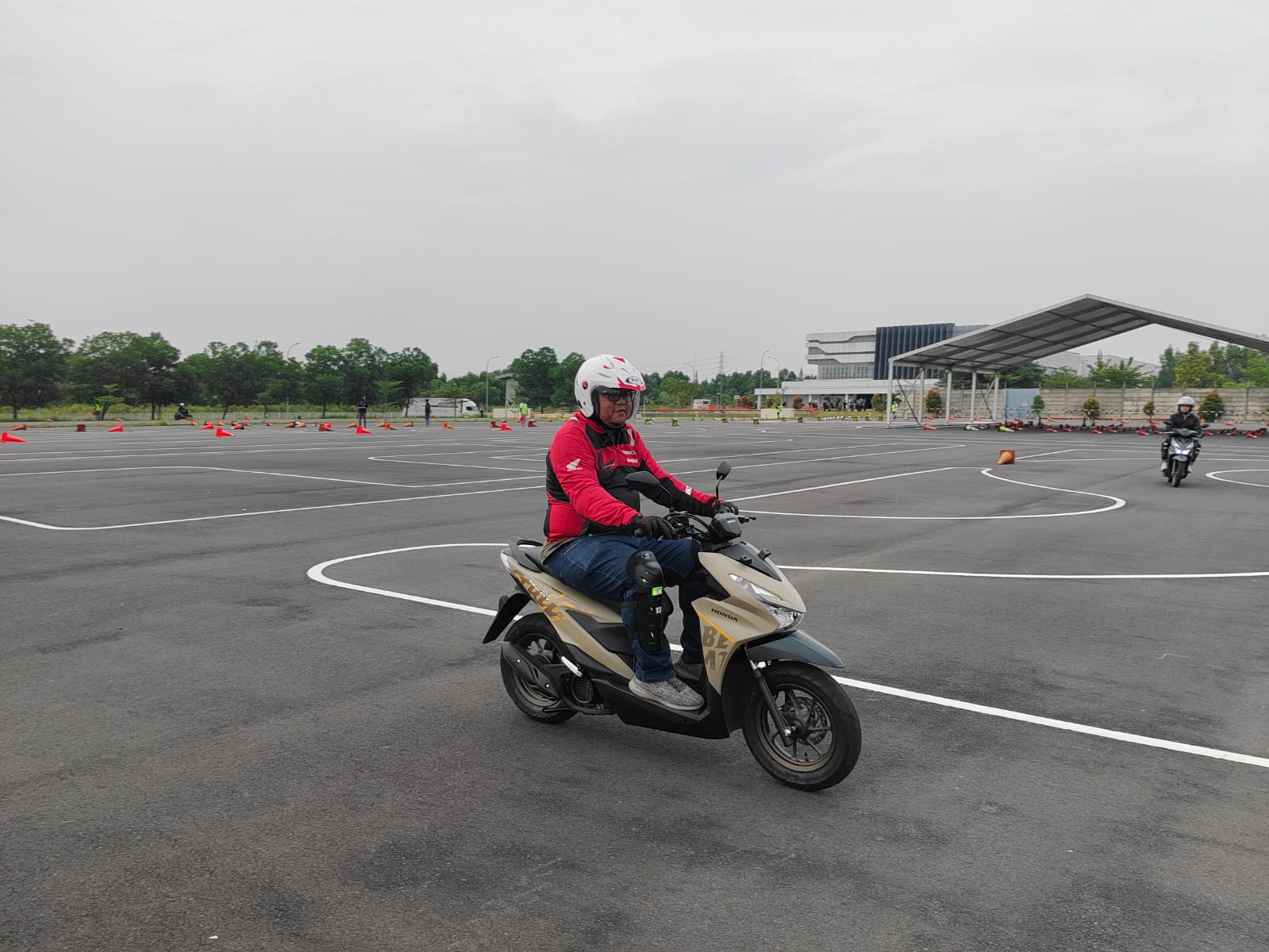 First Ride Honda Beat Street 2024, Tambah Lincah Pakai Ban Ring 12