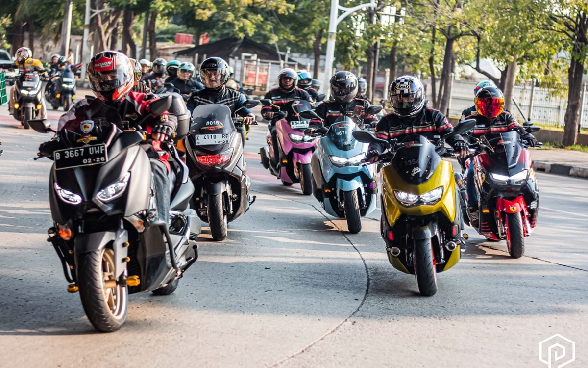 Bangga Tampil Berkendara MAXimal di Ramadhan Sunset Ride MAXi Yamaha